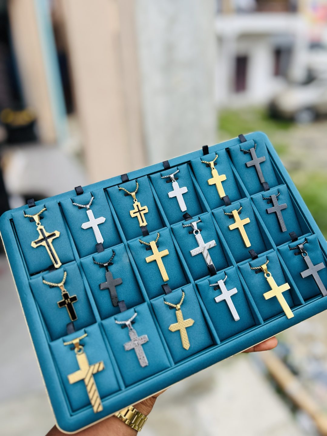 A dozen of Male cross stainless steel necklaces (12pcs) - Image 3