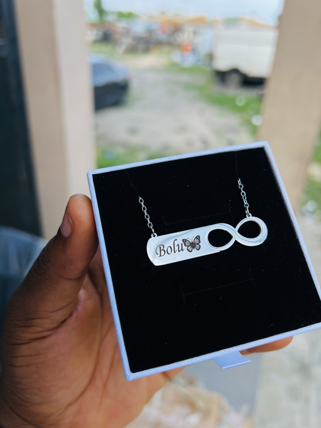 Engraved silver infinity necklace with emoji - Image 3