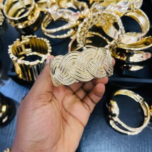 017 Chunky bracelet