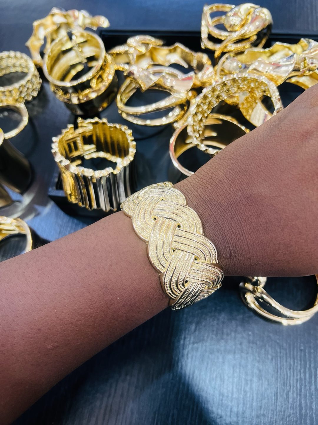 017 Chunky bracelet - Image 2