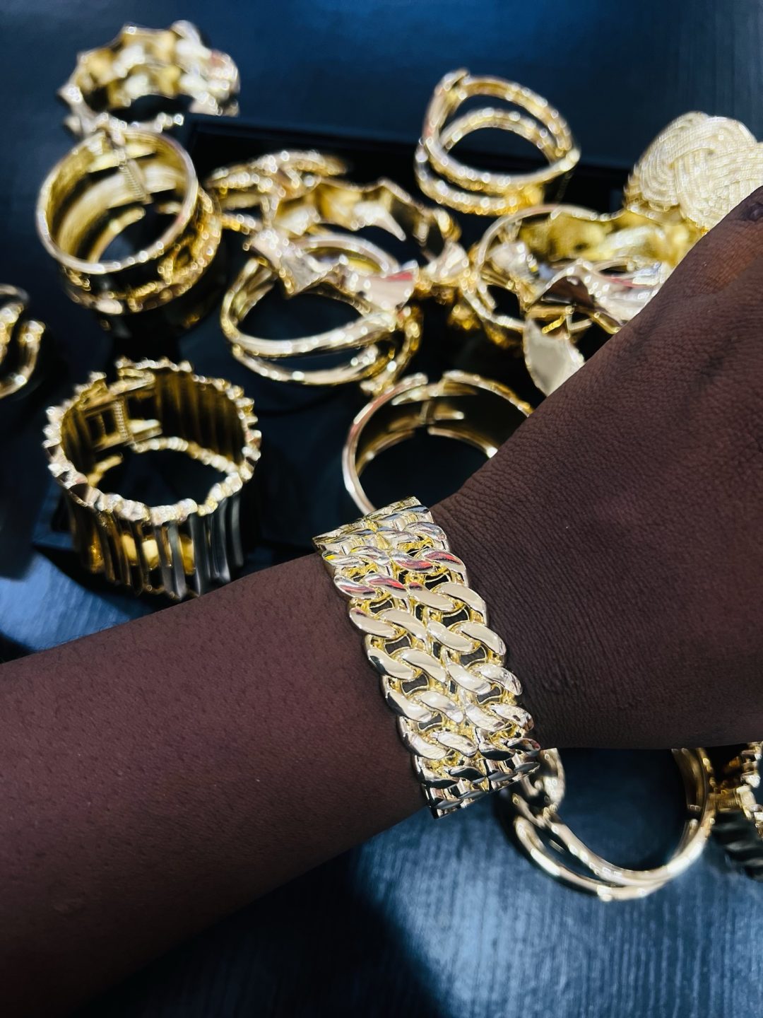 015 Chunky bracelet - Image 2