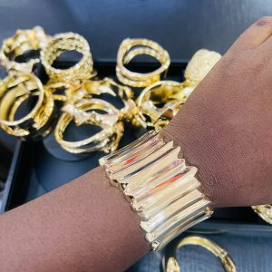 012 Chunky bracelet