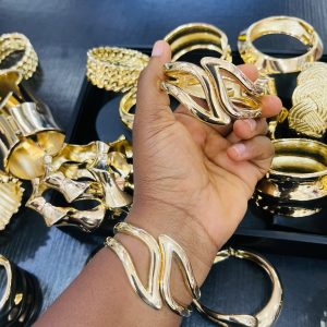 004 Chunky bracelet