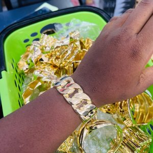 001 Chunky bracelet