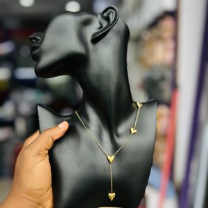Gold dropping 4 heart necklace