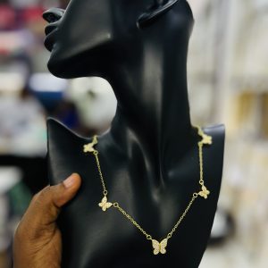 Five butterfly round gold necklace