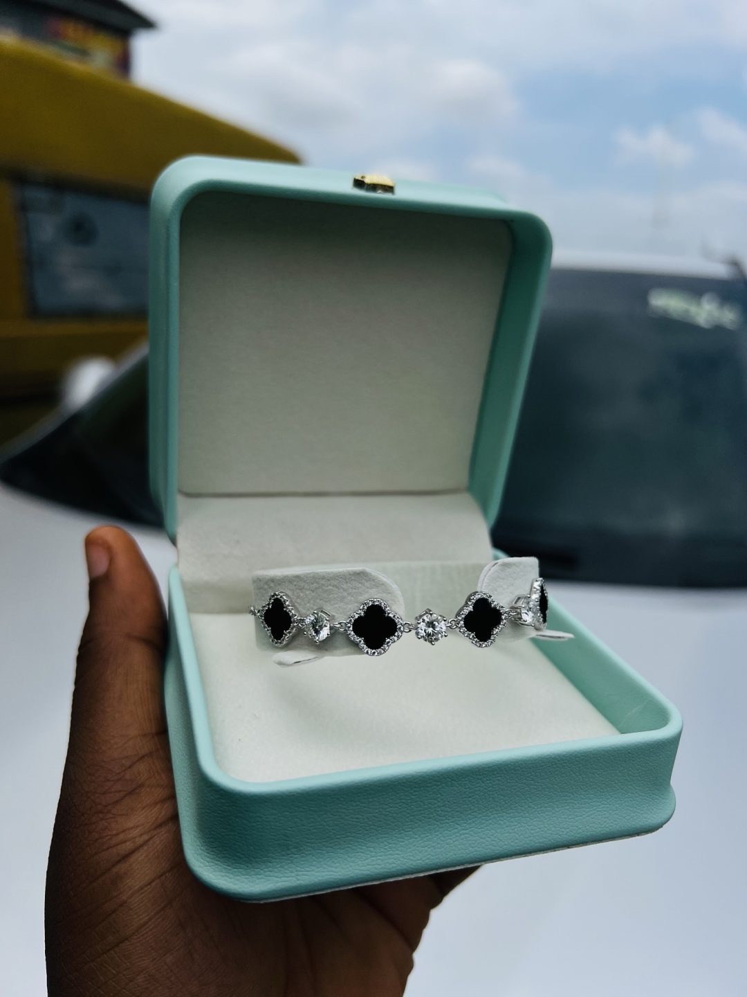 Black vca stoned simple moissanite bracelet with exact box!! - Image 4