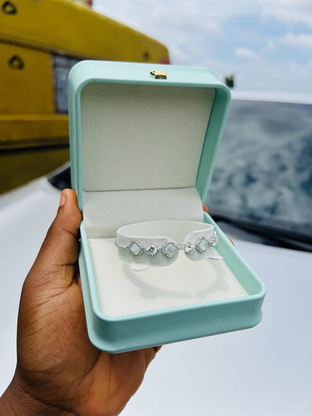 White vca stoned simple moissanite bracelet with exact box!! - Image 2