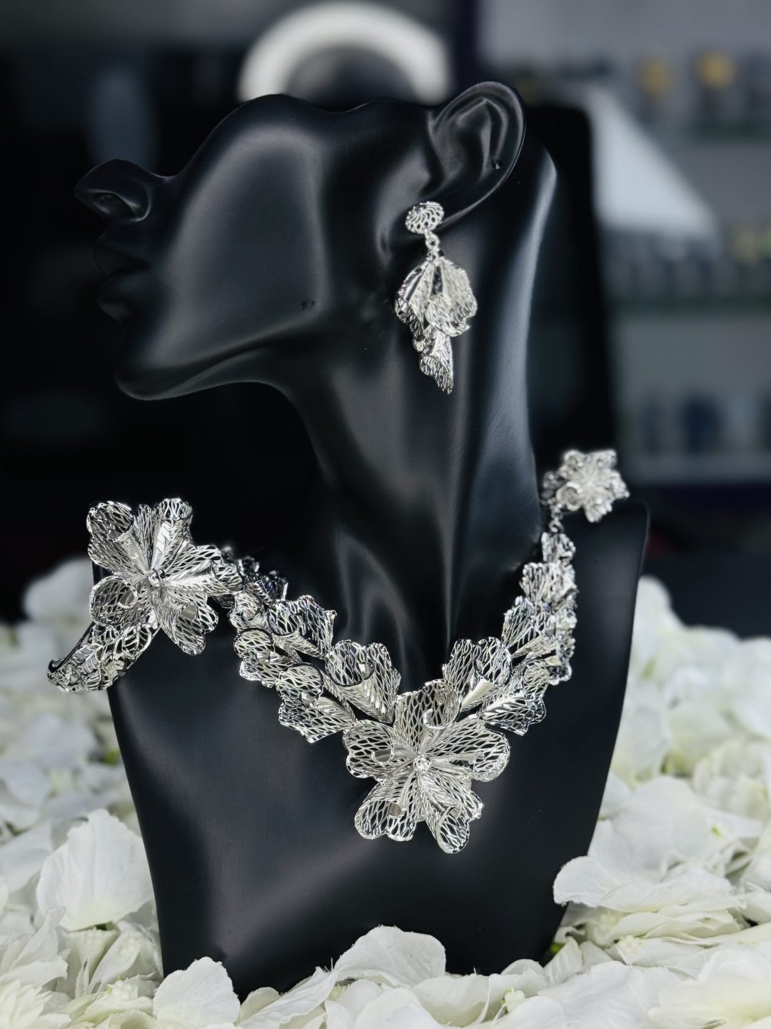 MD SILVER LUXURY OWAMBE SET