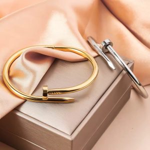 Nail gold bracelet