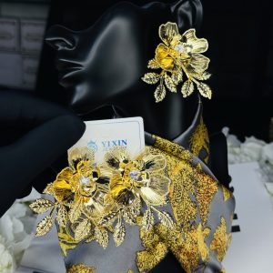 MD LUXURY WHITE STONE FLOWER EARRINGS