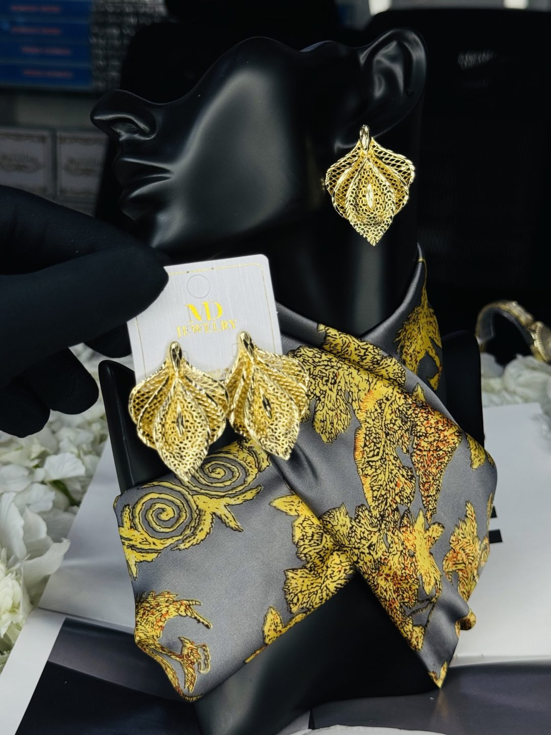 MD LUXURY MAPLE EARRING - Image 2