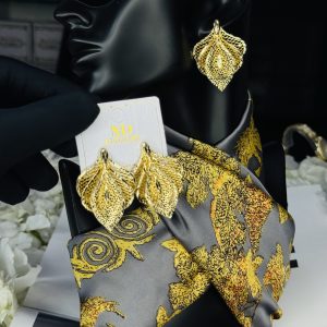 MD LUXURY MAPLE EARRING