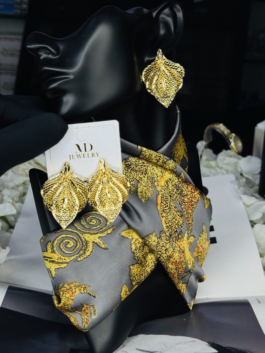 MD LUXURY MAPLE EARRING