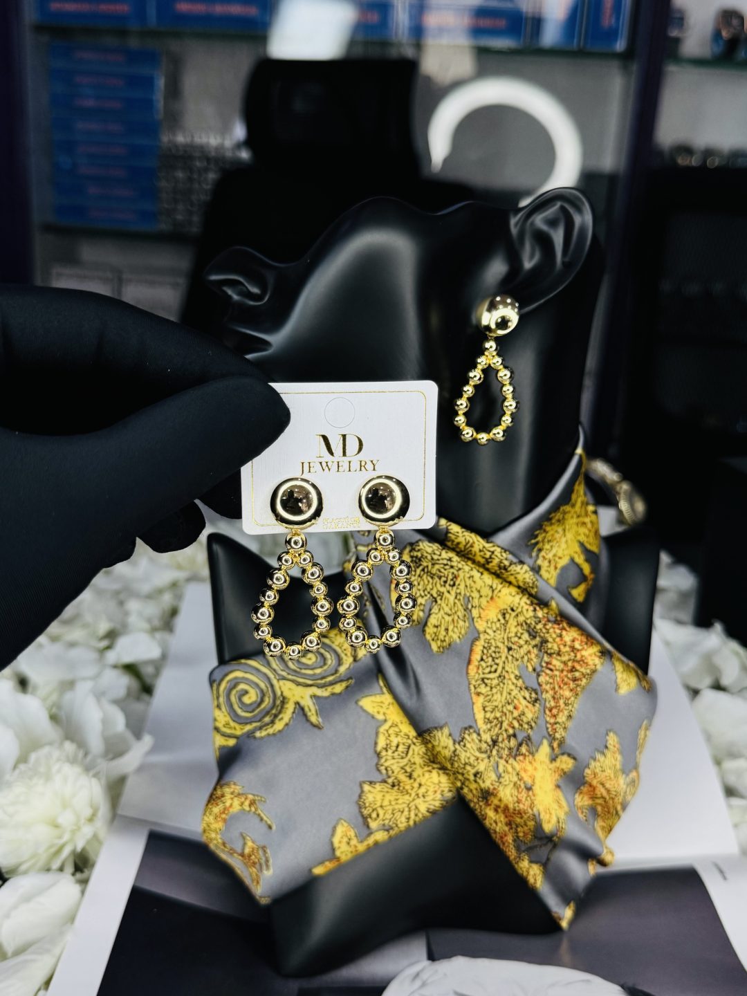 MD LUXURY BEAD EARRINGS
