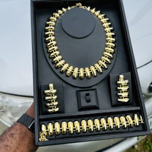 MD AMAZONIAN Royal set