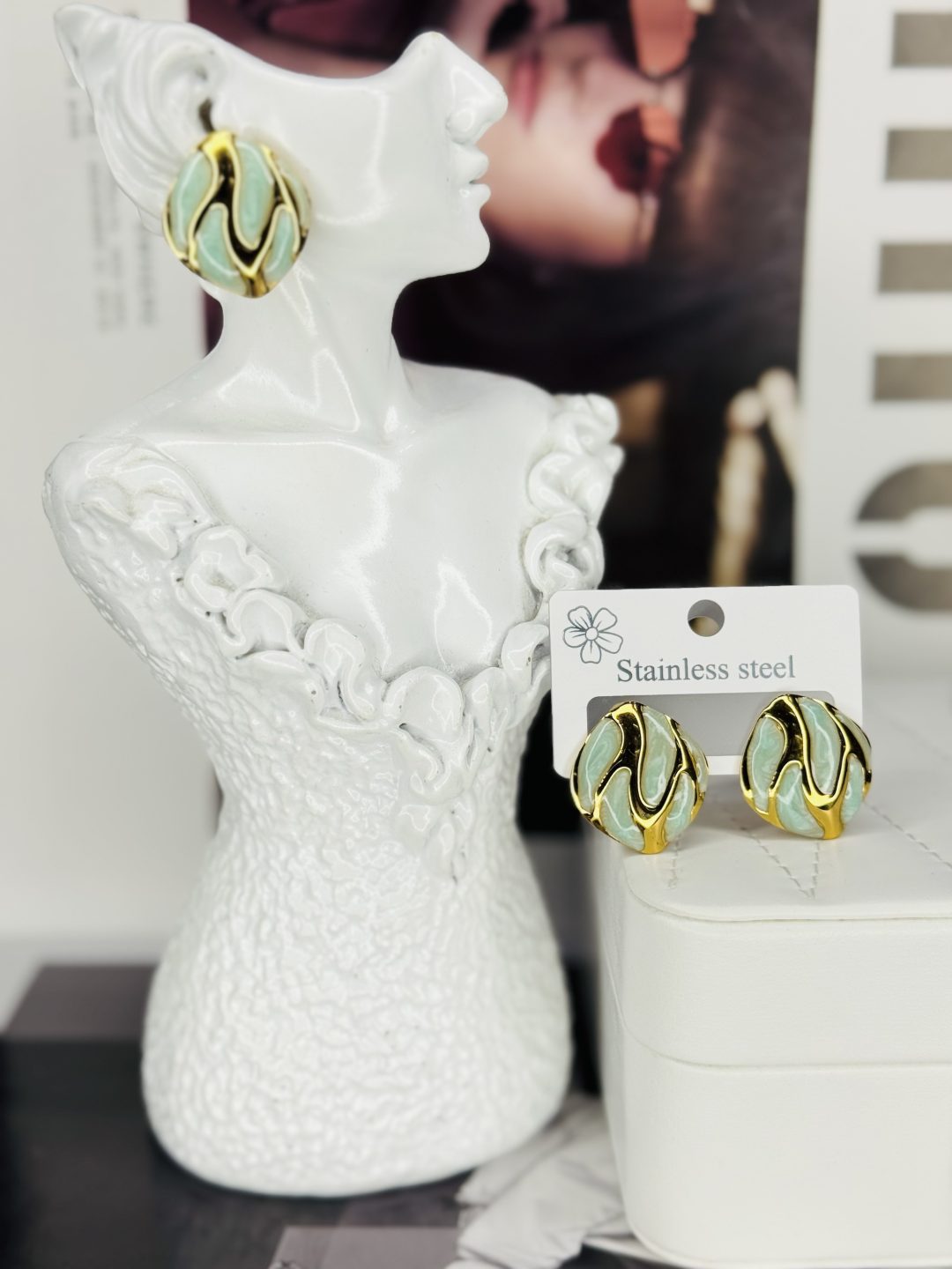 Helen ceramic green earrings 005