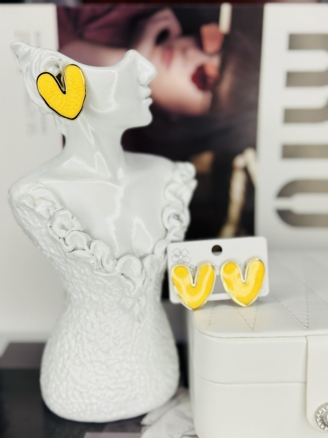 Helen ceramic yellow  earrings 004 - Image 2