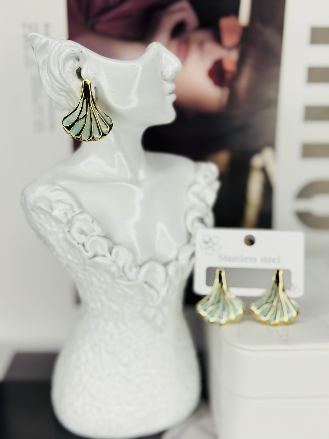 Helen ceramic green earrings 001 - Image 2