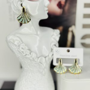Helen ceramic green earrings 001