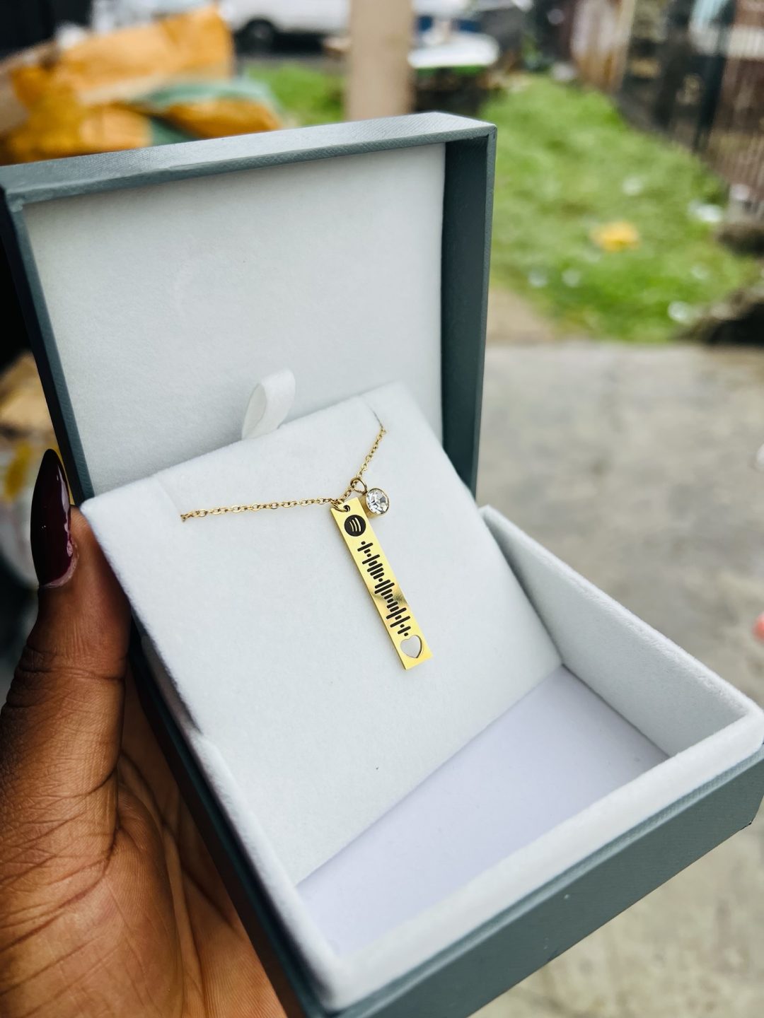 Engraved Love Female Spotify barcode necklace 001