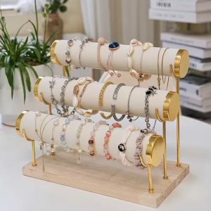 Three step gold rim white leather bracelet holder