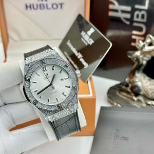 Hublo luxury leather watch with plastic box 006