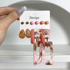Chandelier chic fashion earrings 008