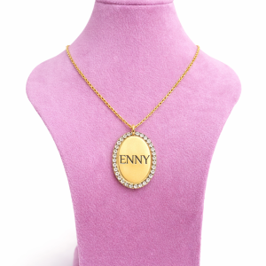 Engraved gold oval stoned necklace