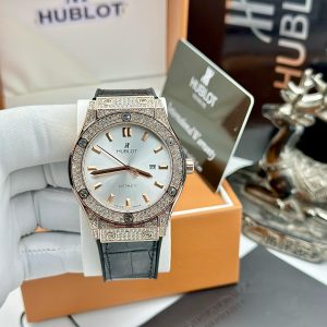 Hublo luxury leather watch with plastic box 007