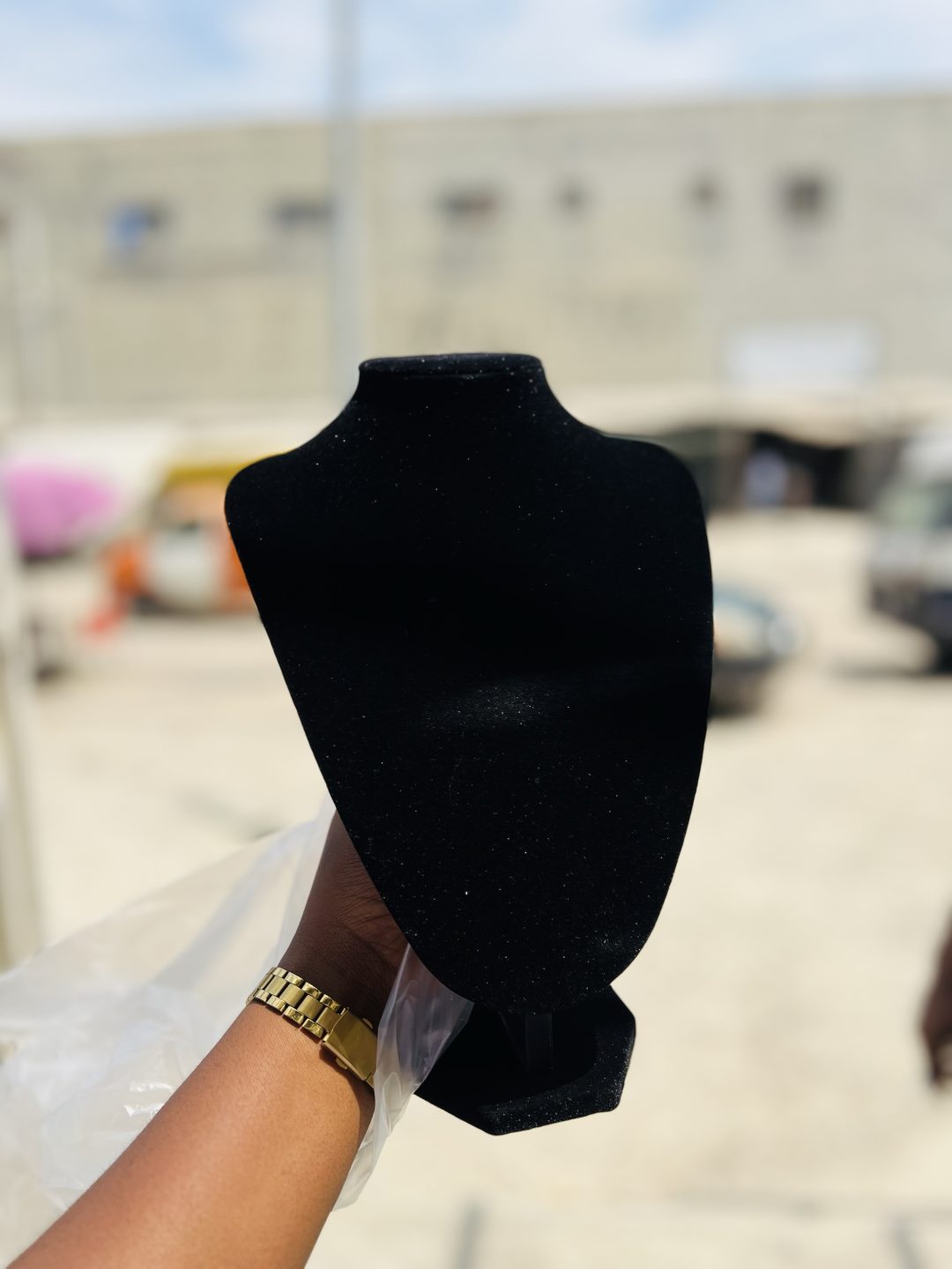 Suede imported mannequin - Image 2