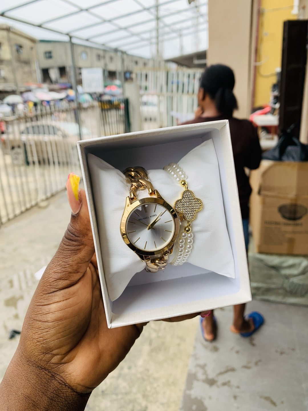 Micheal Kors gold combo with plastic box - Image 3