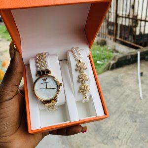 Emporio gold set with plastic box