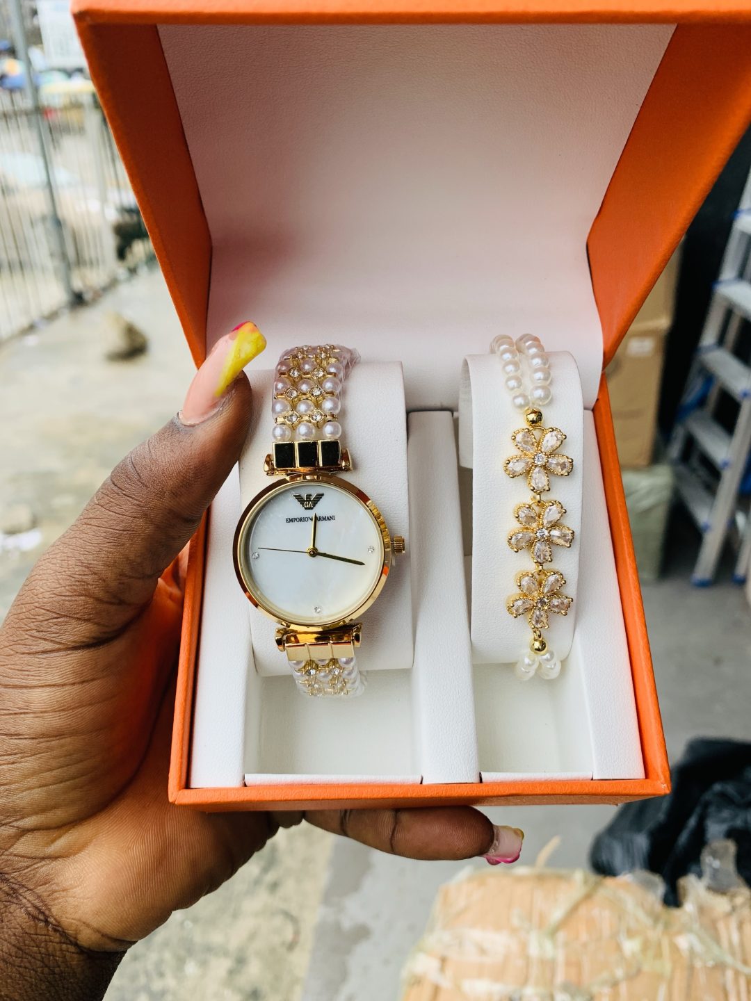 Emporio gold set with plastic box - Image 5