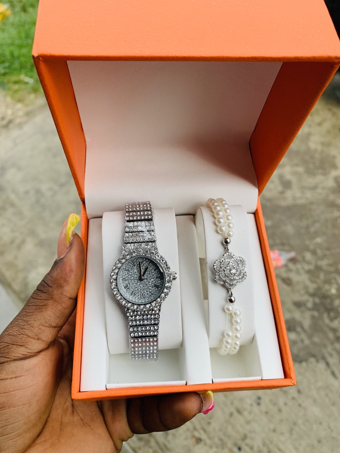 Rolex silver set with plastic box
