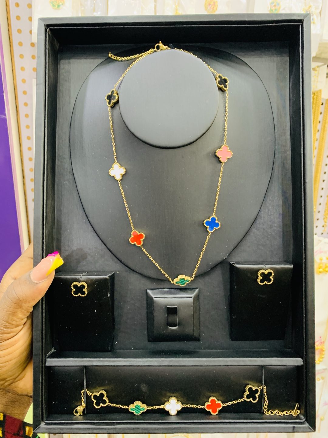 Multicolored VCA Luxury set - Image 4