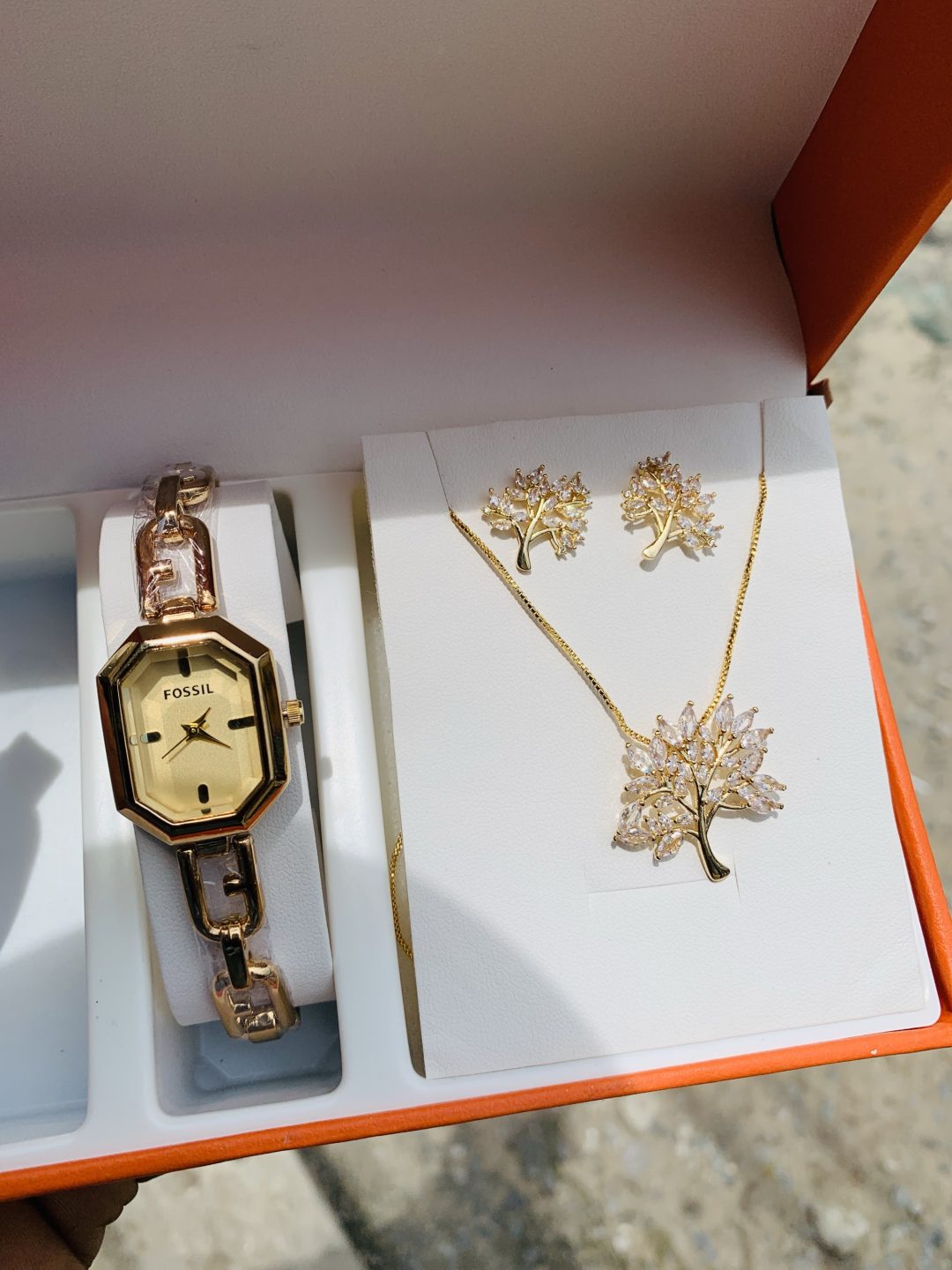 Fossil gold/gold face set with paper box - Image 5