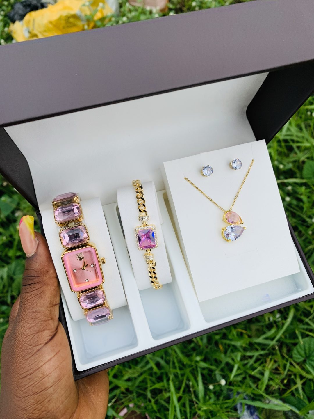 Swavroski gold/pink set