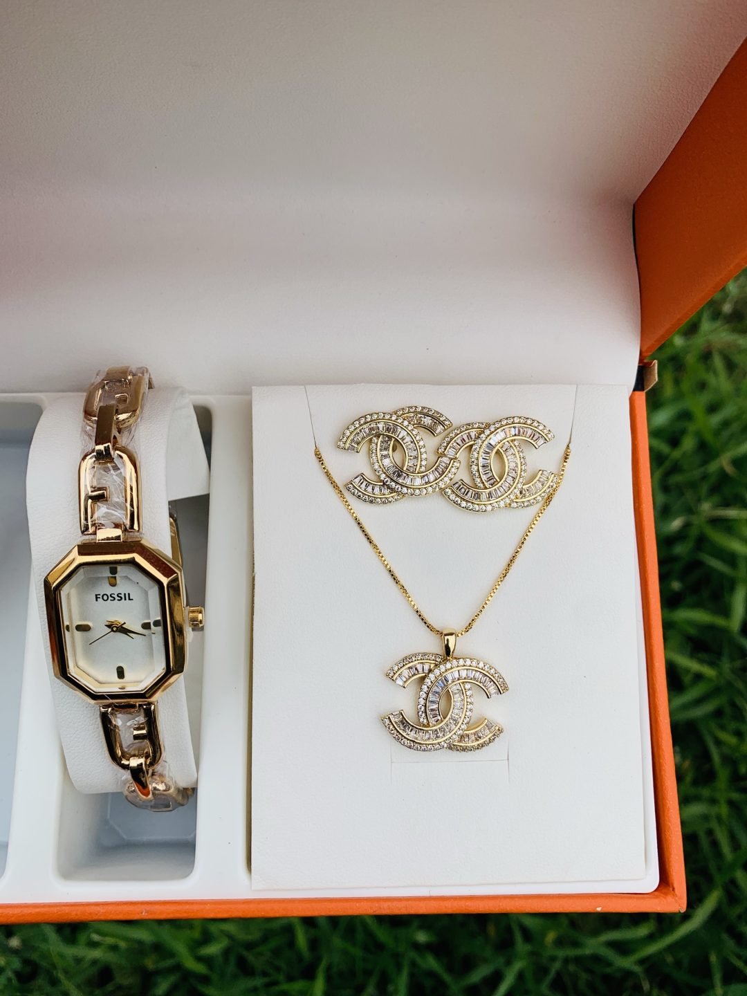 Fossil gold set with paper box