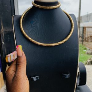 Spring cord gold necklace 001