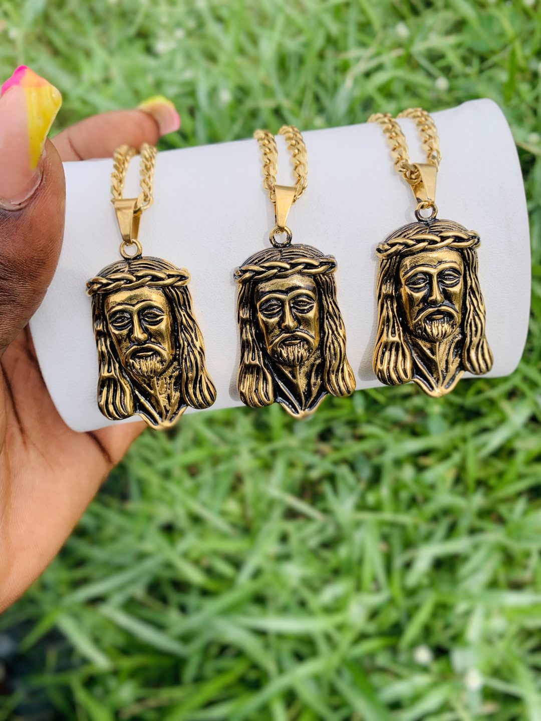 Christos male necklace