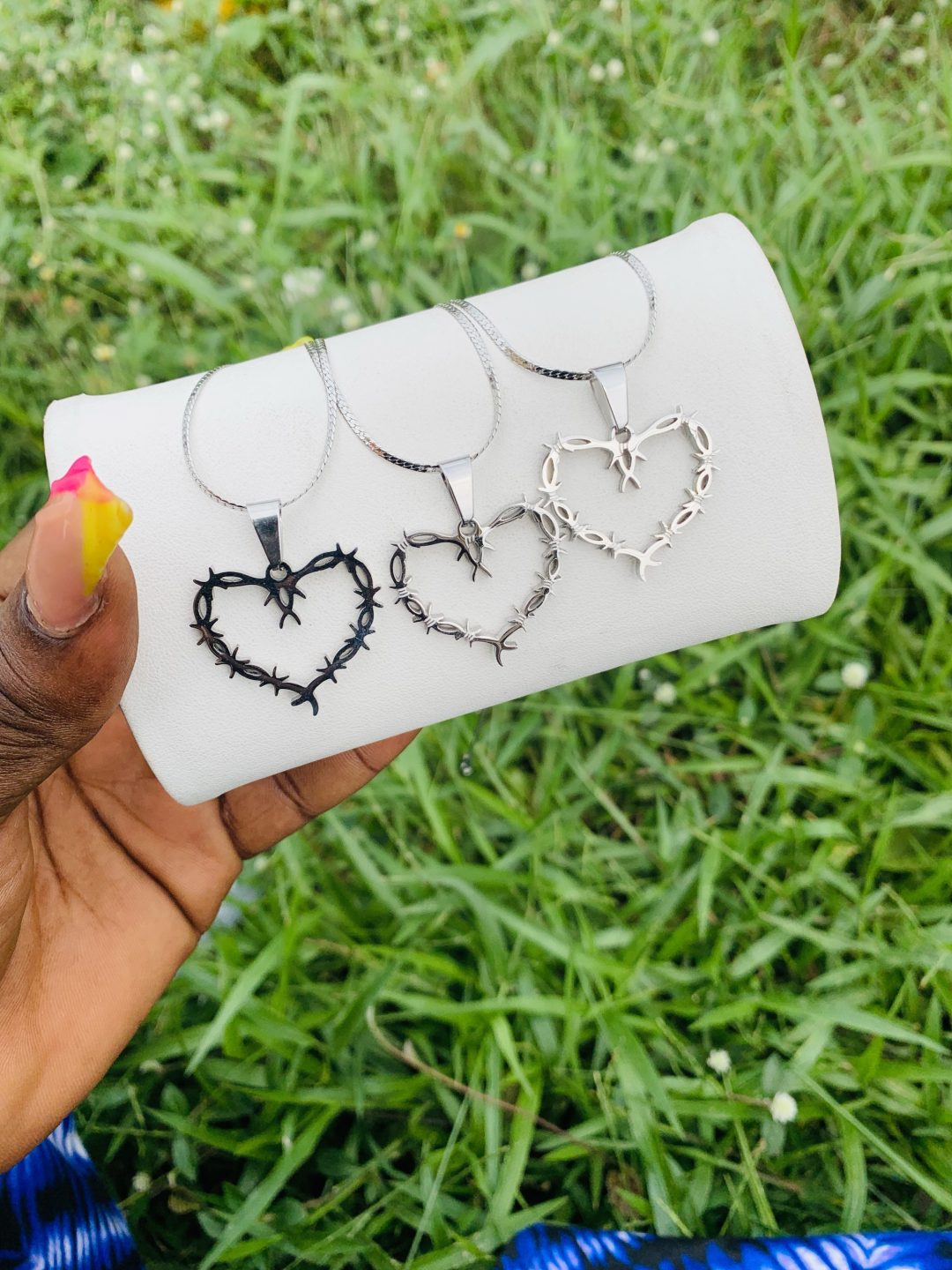 Love thorn silver necklace - Image 2