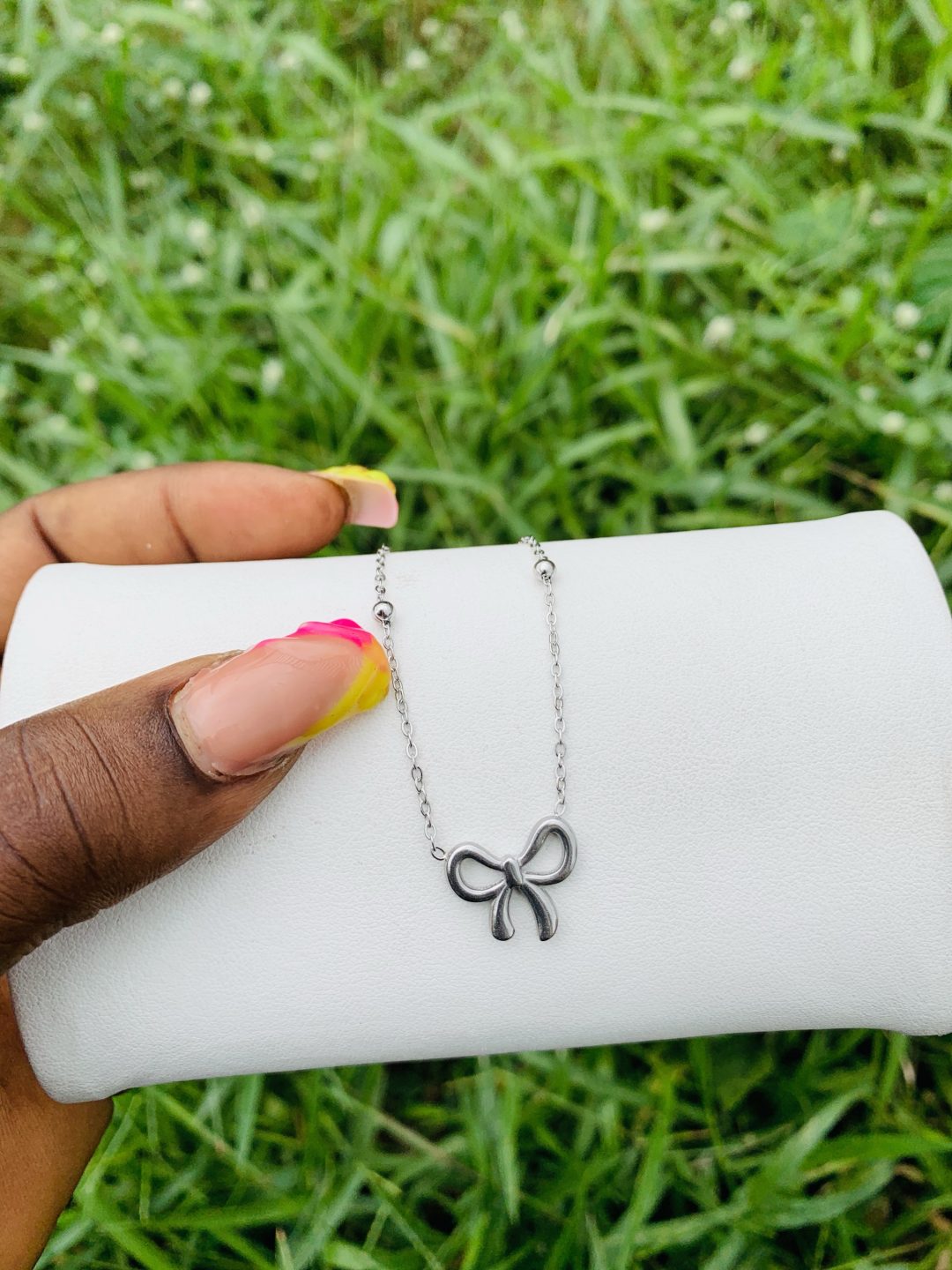 Bow tie silver necklace - Image 2