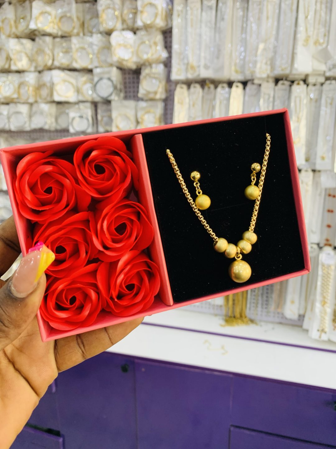 YUE Ming gold set with exact box - Image 5