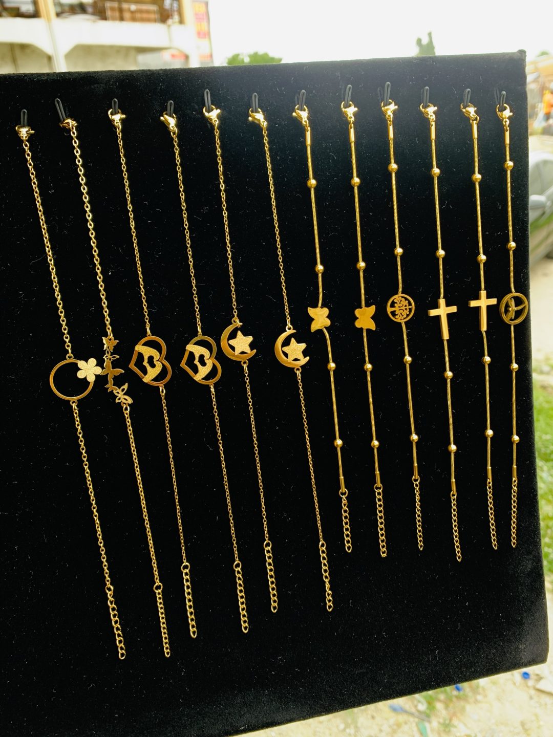A dozen of mixed gold steel bracelet - Image 4