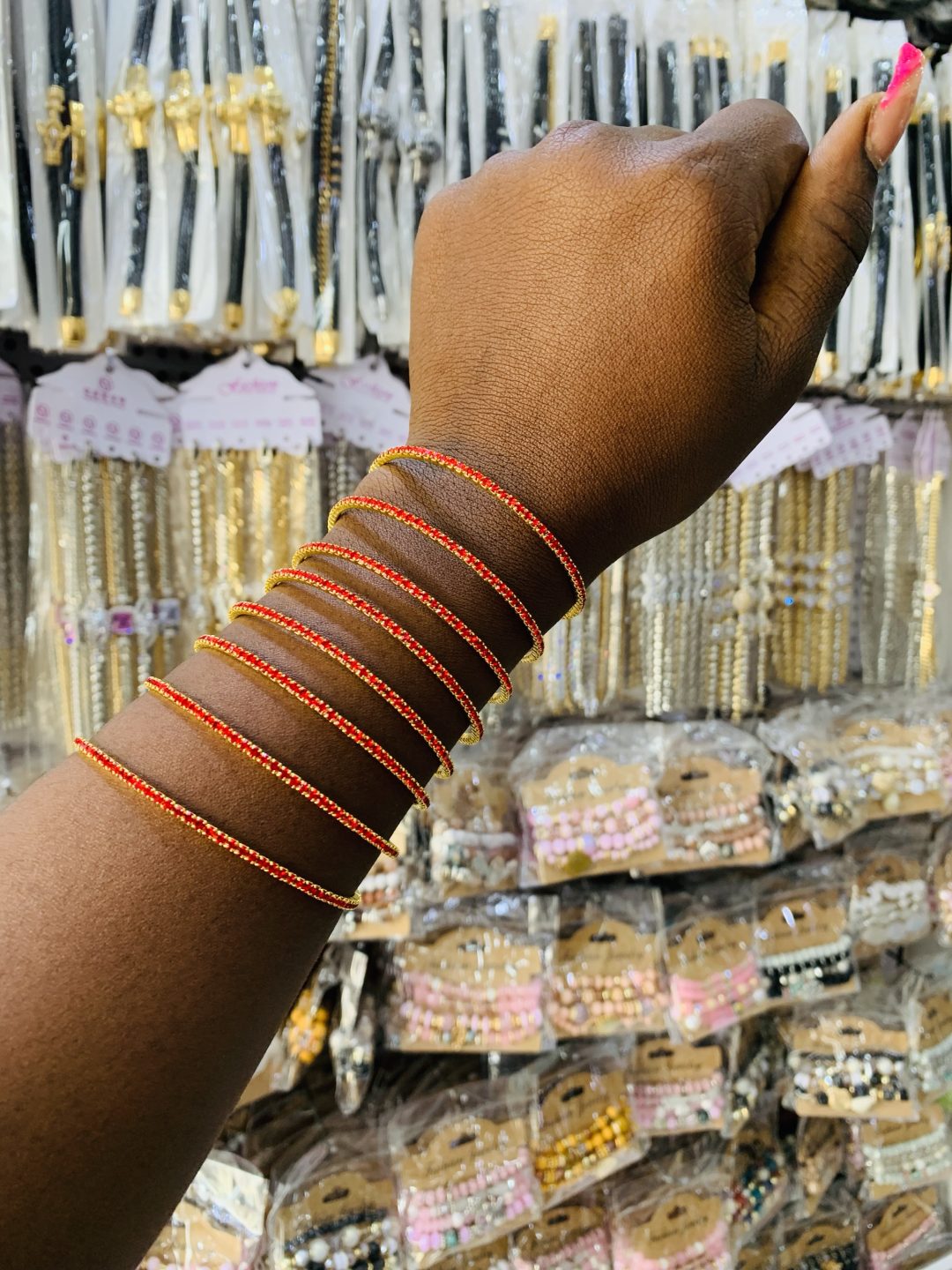 8 Roll red stoned spiral bangle 006 - Image 3