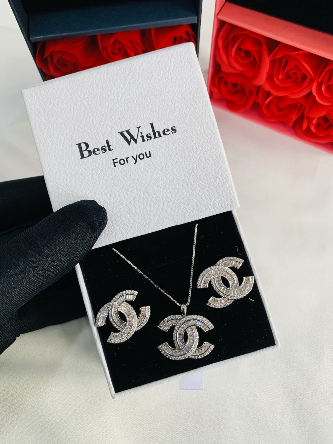 We lady set with best wishes box - Image 3
