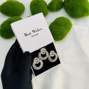 We lady set with best wishes box