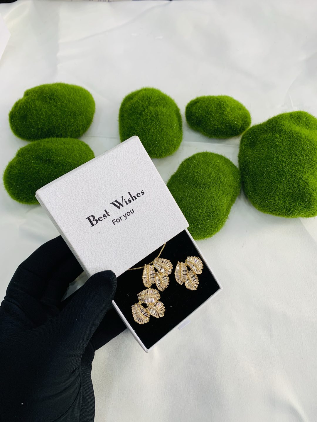 We lady set with best wishes box - Image 3