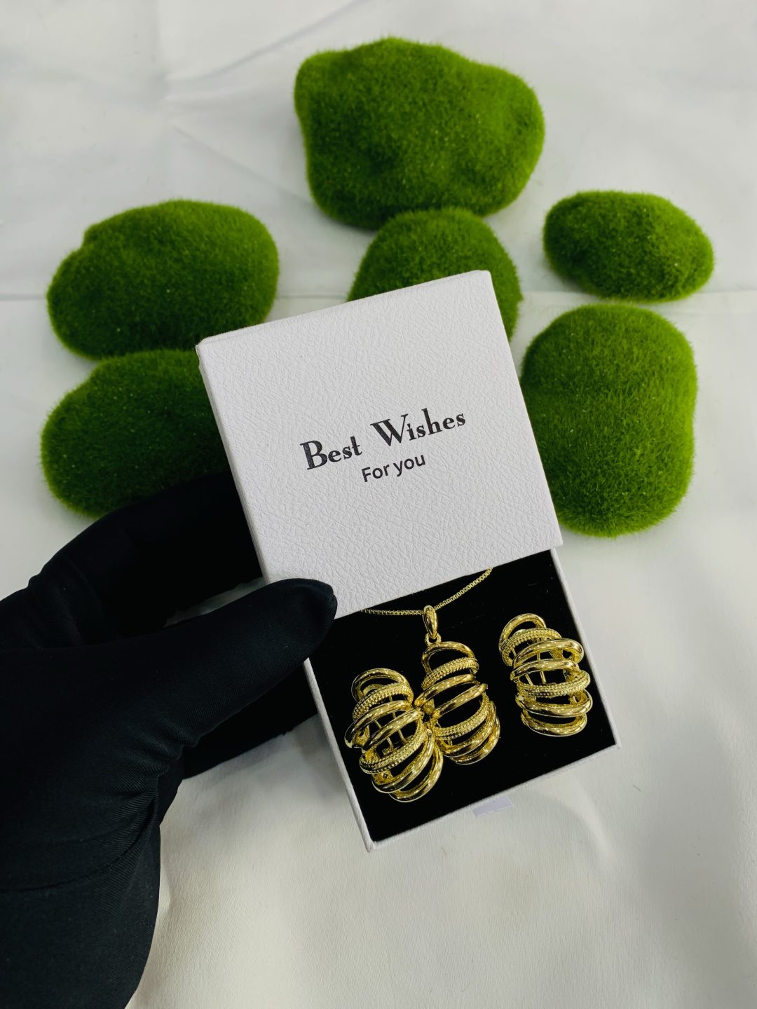 We lady set with best wishes box - Image 3